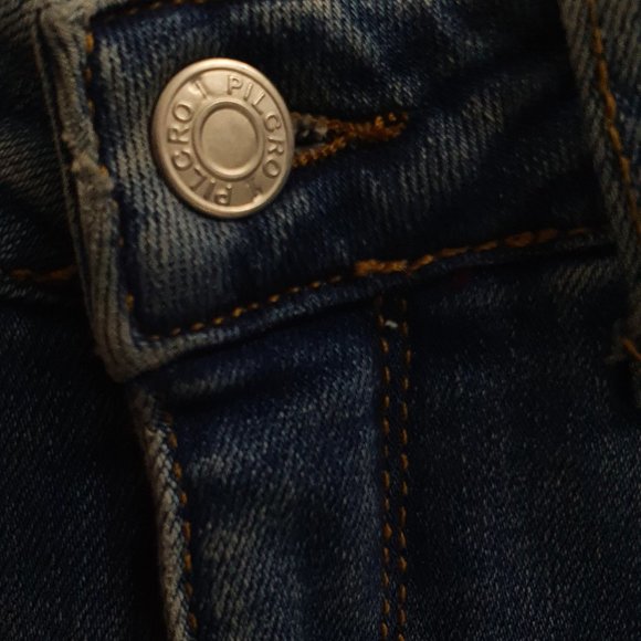 new Pilcro The Icon Flare Jeans - Picture 4 of 7